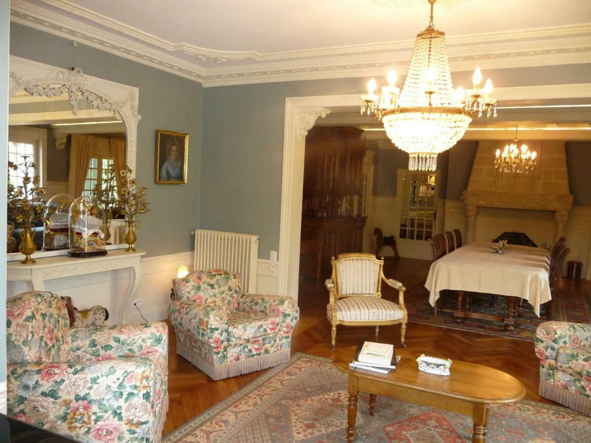 Manoir De Sens Bed & Breakfast Beuvron-en-Auge Exterior photo