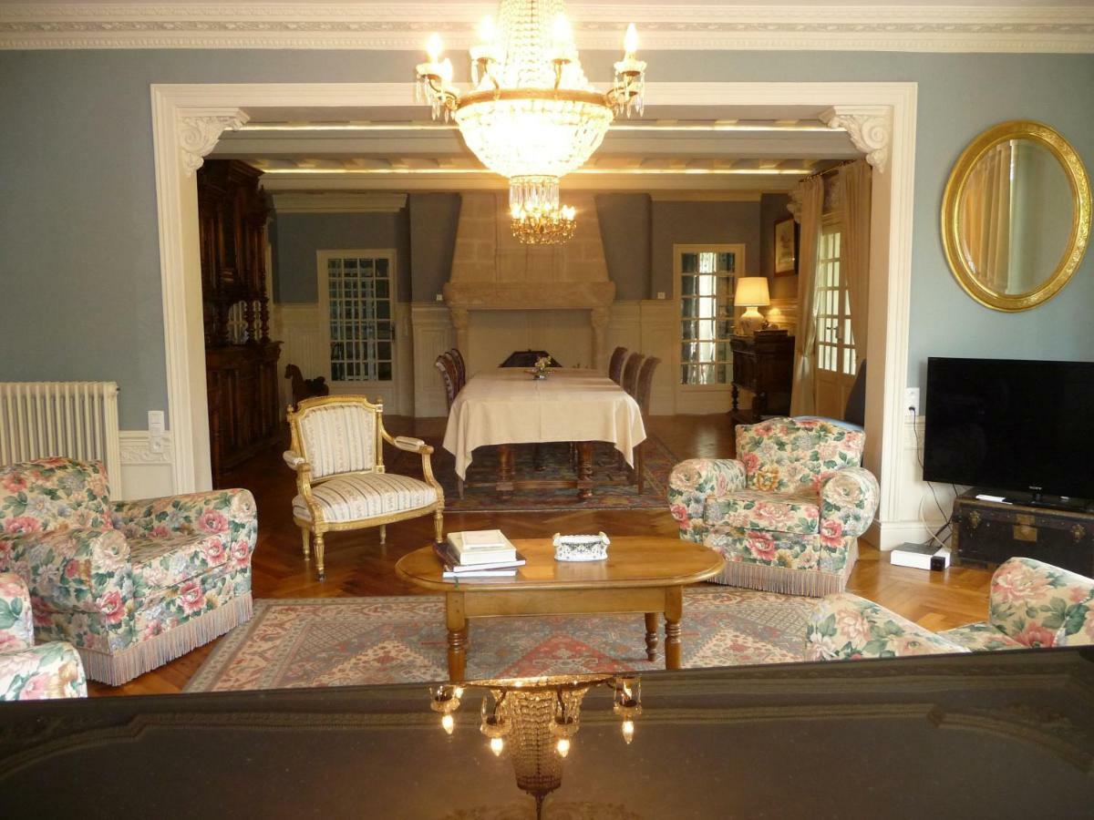 Manoir De Sens Bed & Breakfast Beuvron-en-Auge Exterior photo
